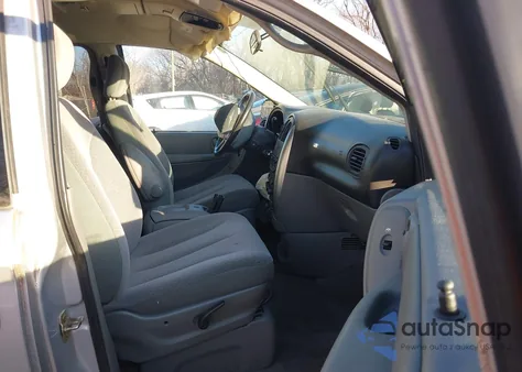 2005 Chrysler Town & Country Touring z USA, uszkodzony, nr VIN 2C4GP54L65R600515